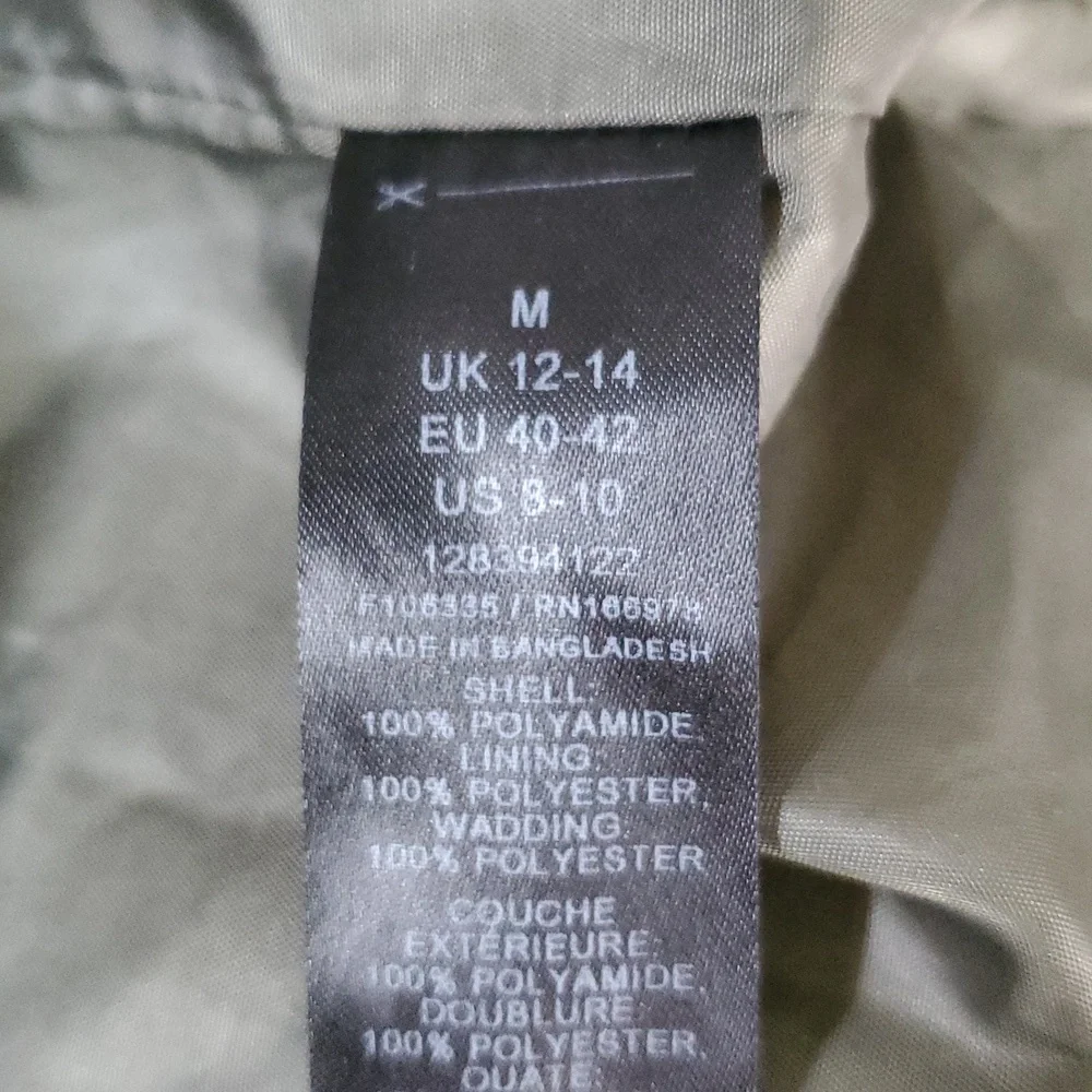 ASOS Design Olive Green Puffer Jacket. Medium.